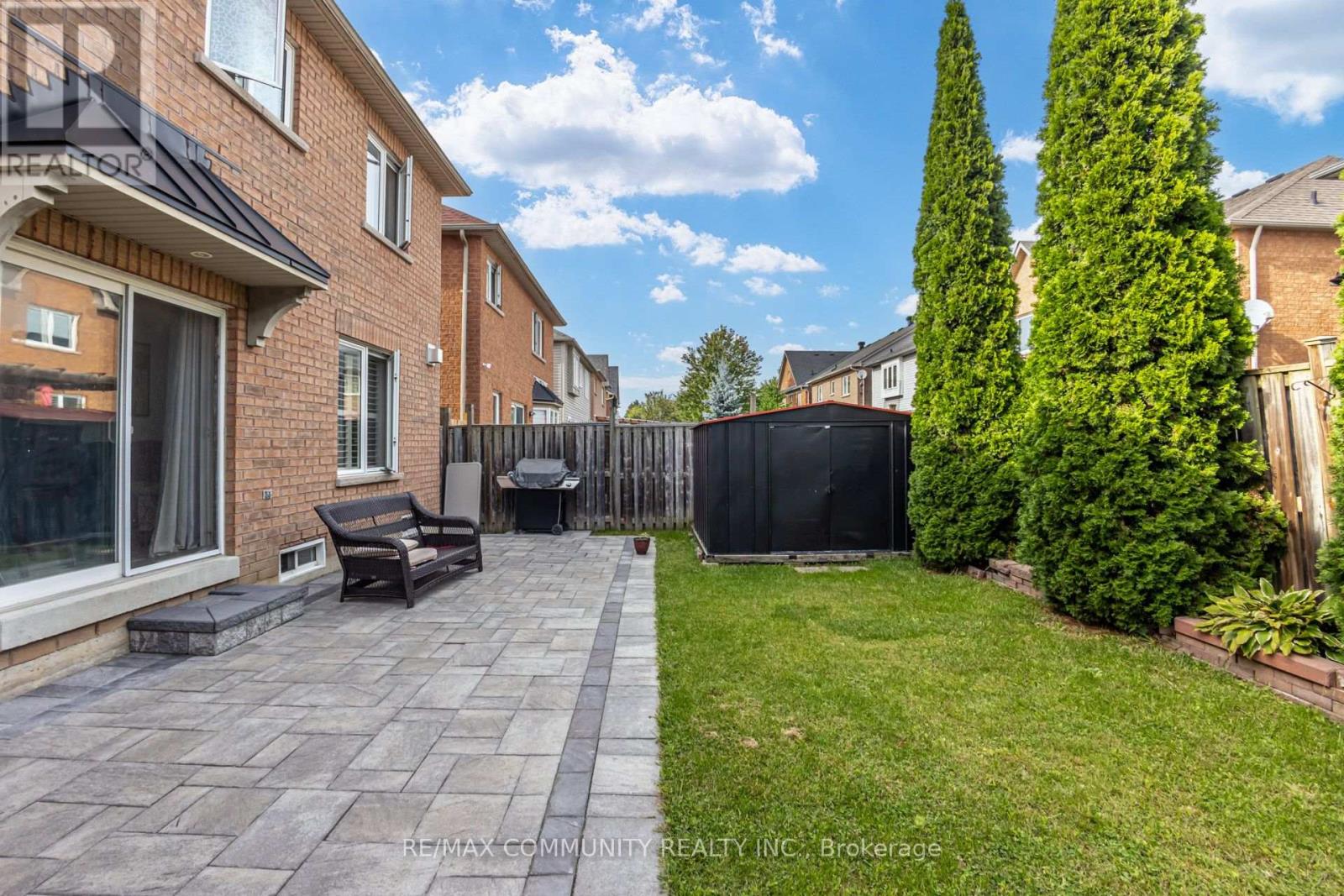 19 TILLER STREET - 44