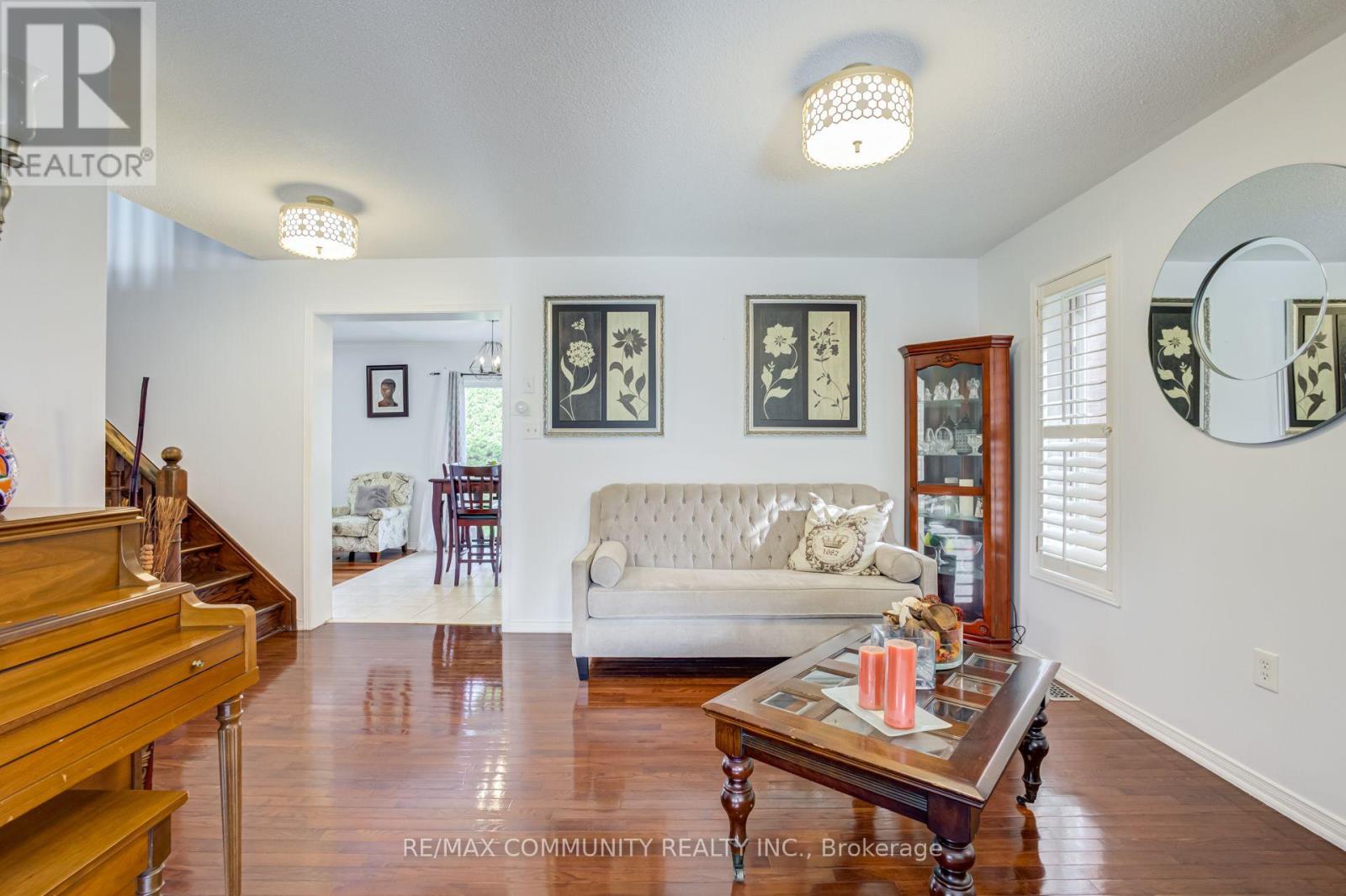 19 TILLER STREET, Ajax (Northeast Ajax) — photo 7