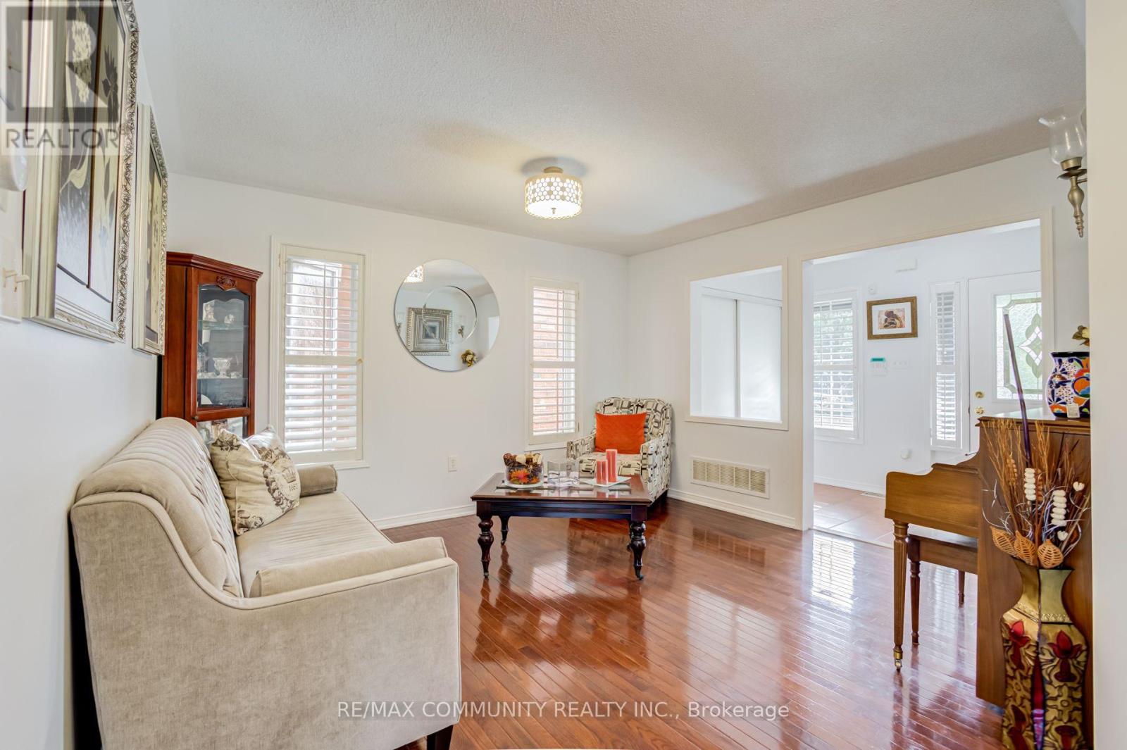 19 TILLER STREET, Ajax (Northeast Ajax) — photo 9