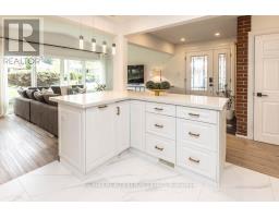 126 Roebuck Drive, Toronto, ON M1K2H8 Photo 11