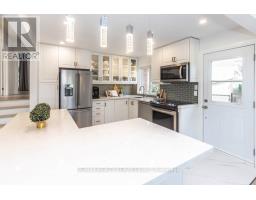 126 Roebuck Drive, Toronto, ON M1K2H8 Photo 9
