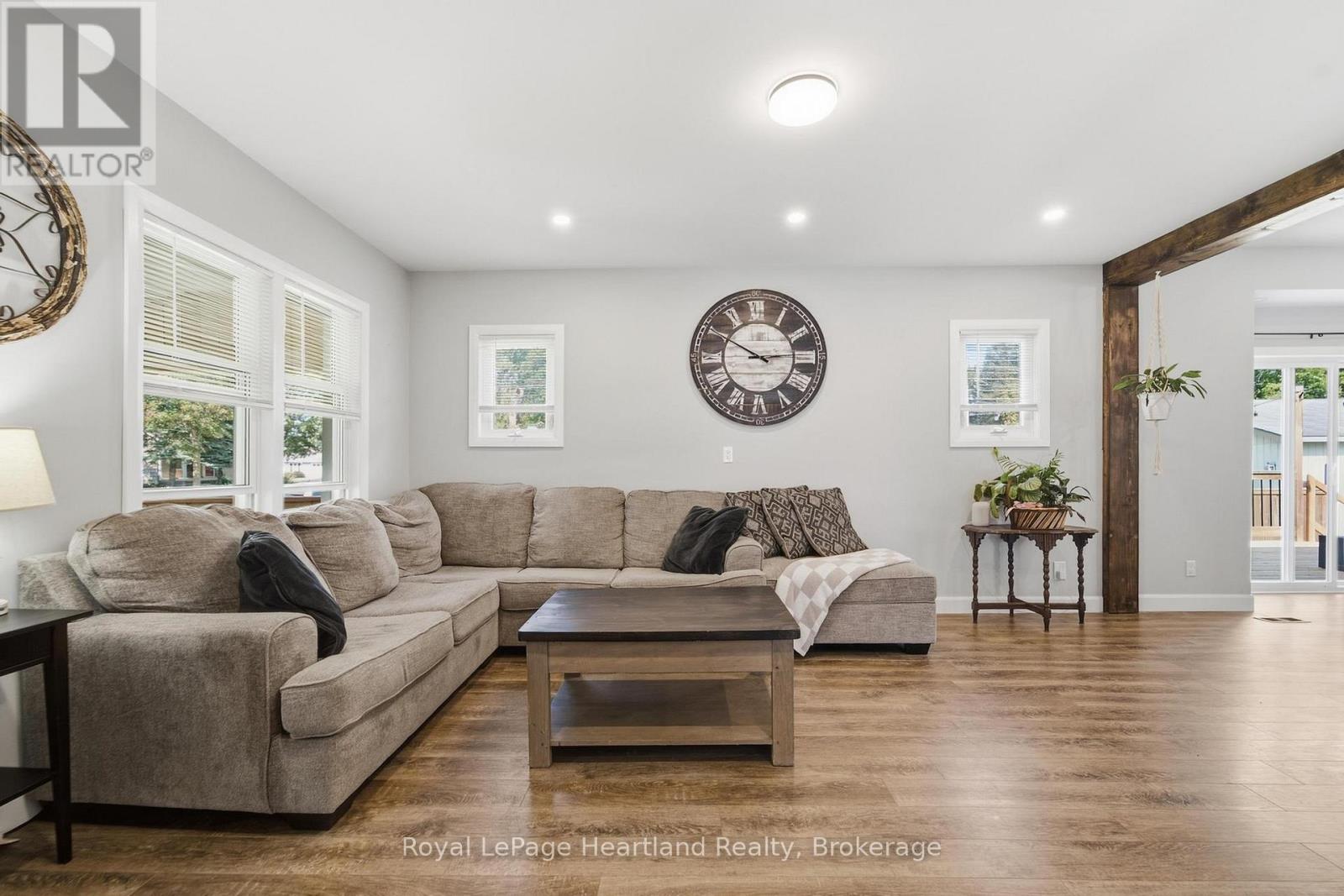 104 MAIN STREET N, Huron East (Seaforth) — photo 5