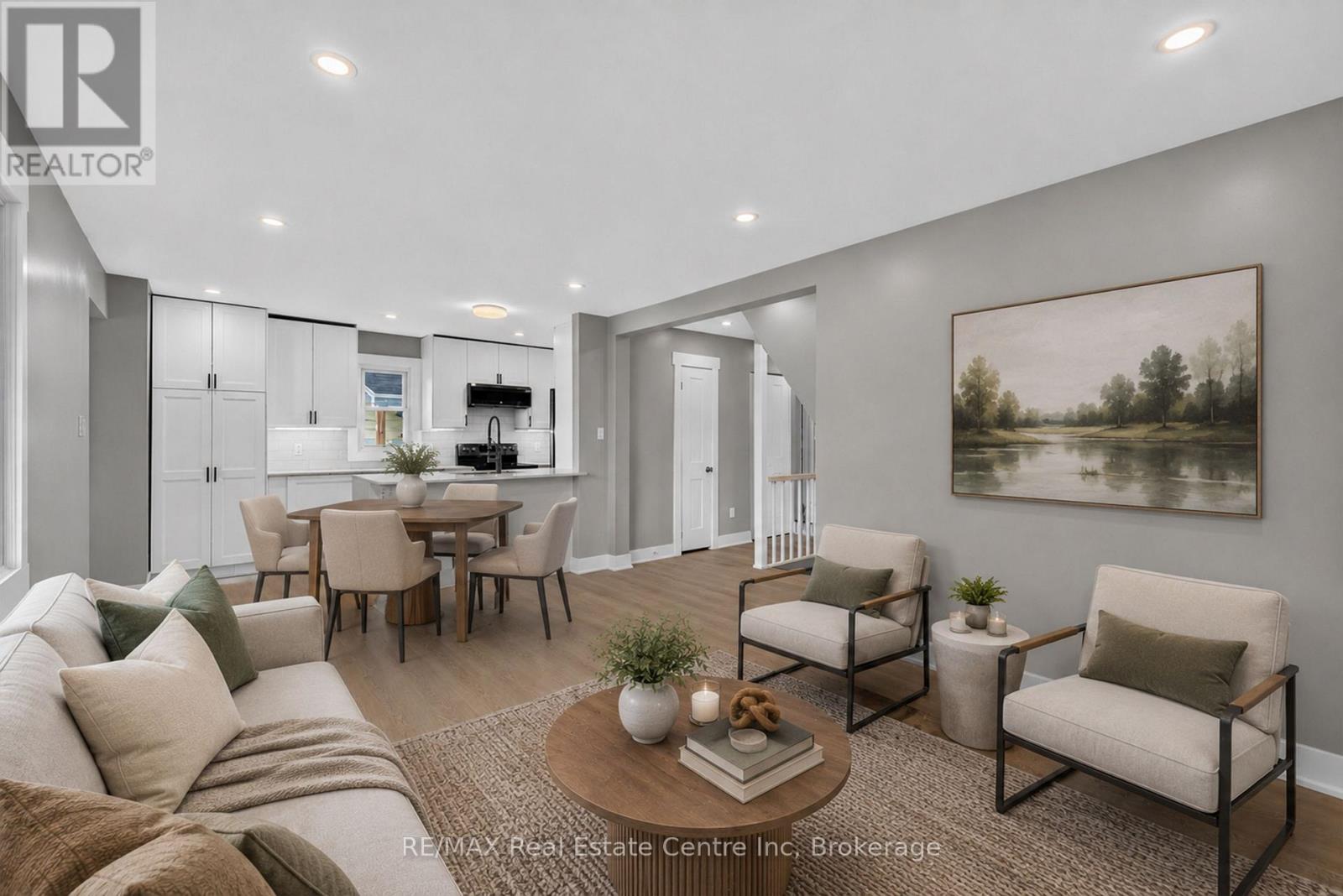 10 CHURCHILL CRESCENT W, Centre Wellington (Fergus) — photo 7