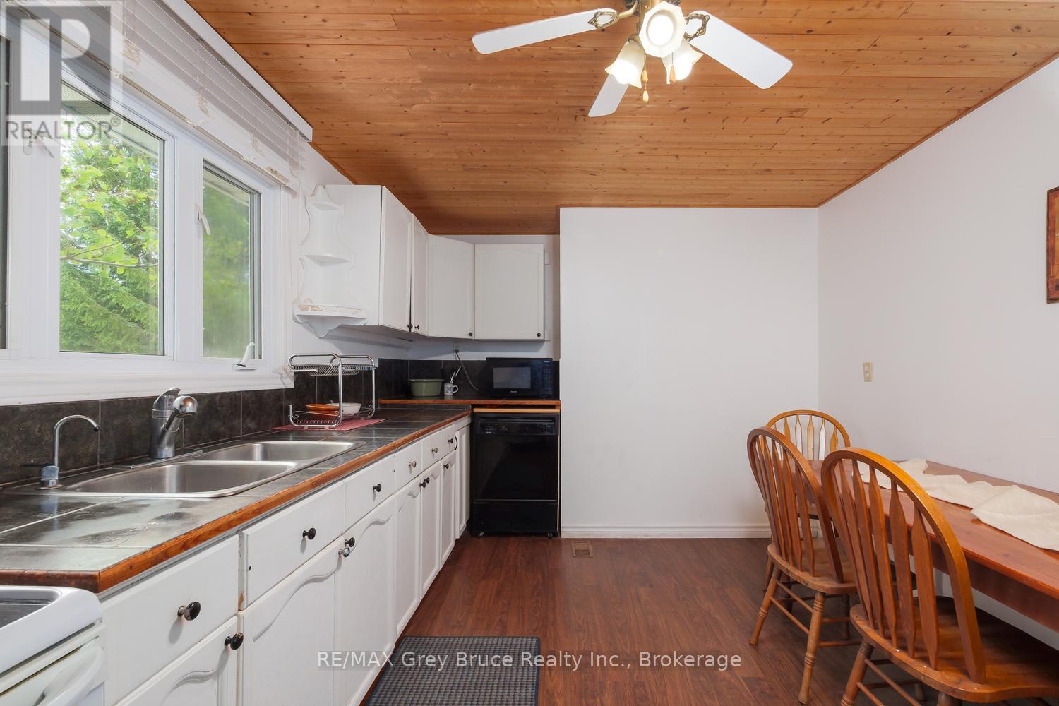 1477 HIGHWAY 6 HIGHWAY - Image 17