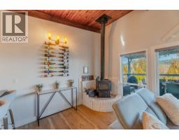 334 Carmel Crescent, Okanagan Falls, BC V0H1R5 Photo 17