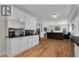 43 Vanderpost Crescent, Essa, ON L0L2N0 Photo 16