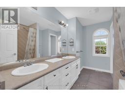 43 Vanderpost Crescent, Essa, ON L0L2N0 Photo 27