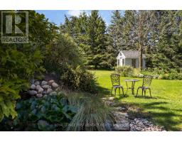43 Vanderpost Crescent, Essa, ON L0L2N0 Photo 36