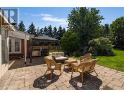43 Vanderpost Crescent, Essa, ON L0L2N0 Photo 37