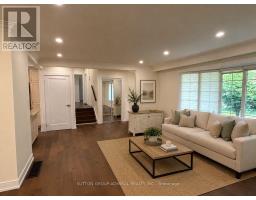 Main Floor - 86 Hamilton Drive, Newmarket, ON L3Y3E8 Photo 10