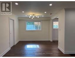 Main Floor - 86 Hamilton Drive, Newmarket, ON L3Y3E8 Photo 14