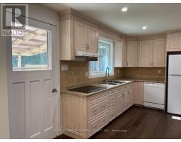 Main Floor - 86 Hamilton Drive, Newmarket, ON L3Y3E8 Photo 17