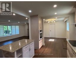 Main Floor - 86 Hamilton Drive, Newmarket, ON L3Y3E8 Photo 19