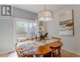 Laundry room - 2070 Osbond Road, Innisfil, ON L9S0A9 Photo 6