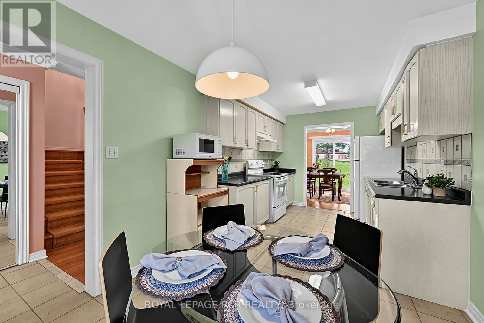 138 PRIMEAU DRIVE - 10