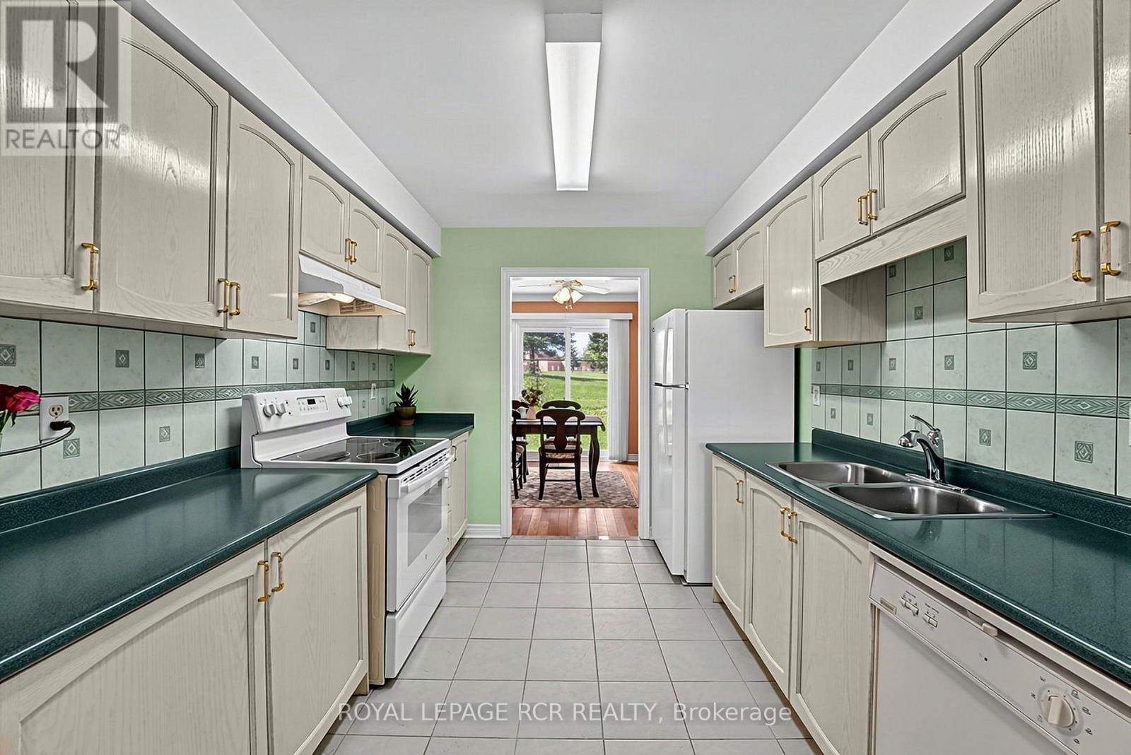 138 PRIMEAU DRIVE - 13
