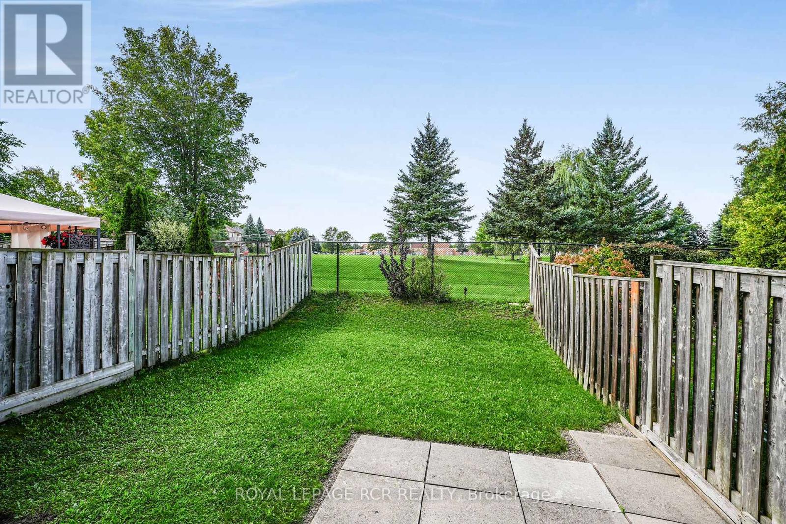 138 Primeau Drive, Aurora, ON photo 39