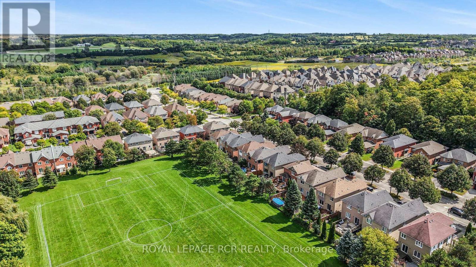 138 Primeau Drive, Aurora, ON photo 44