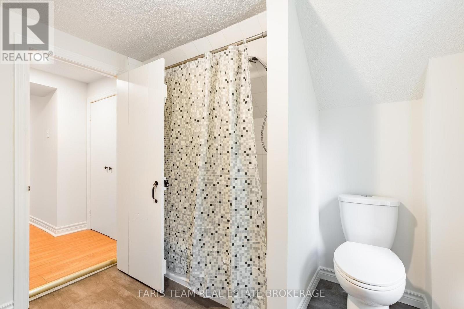 308 RUSSELL STREET - 22