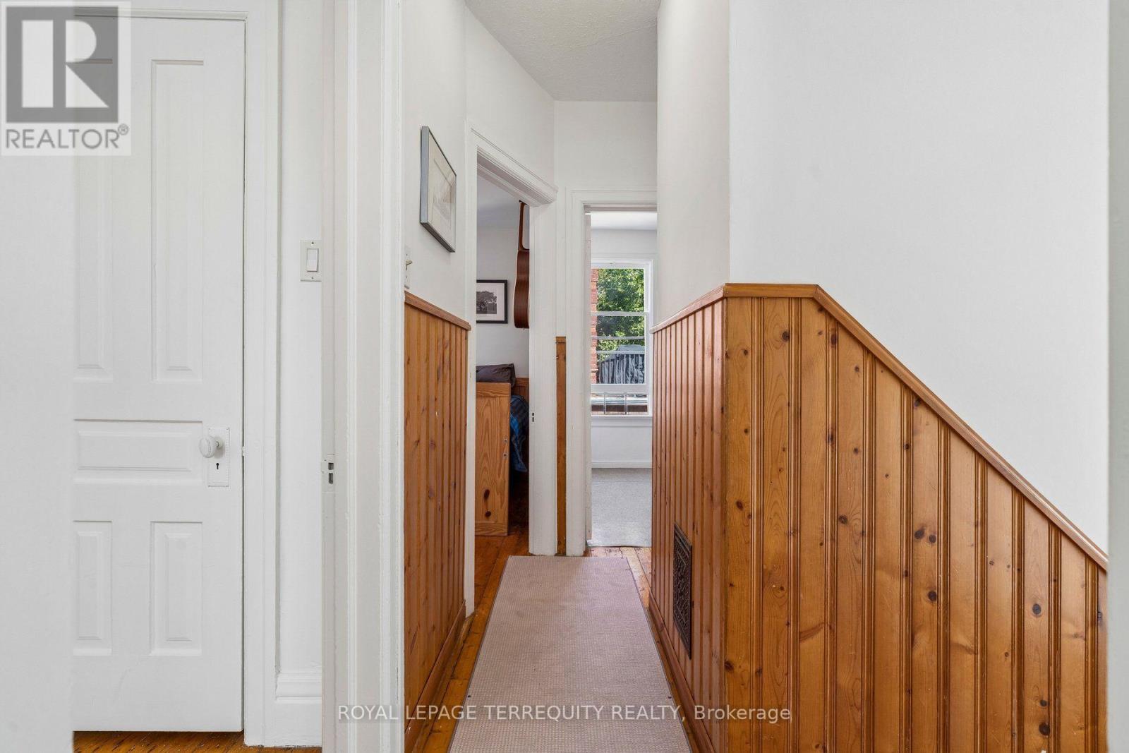 2 WRIGHT AVENUE - 18
