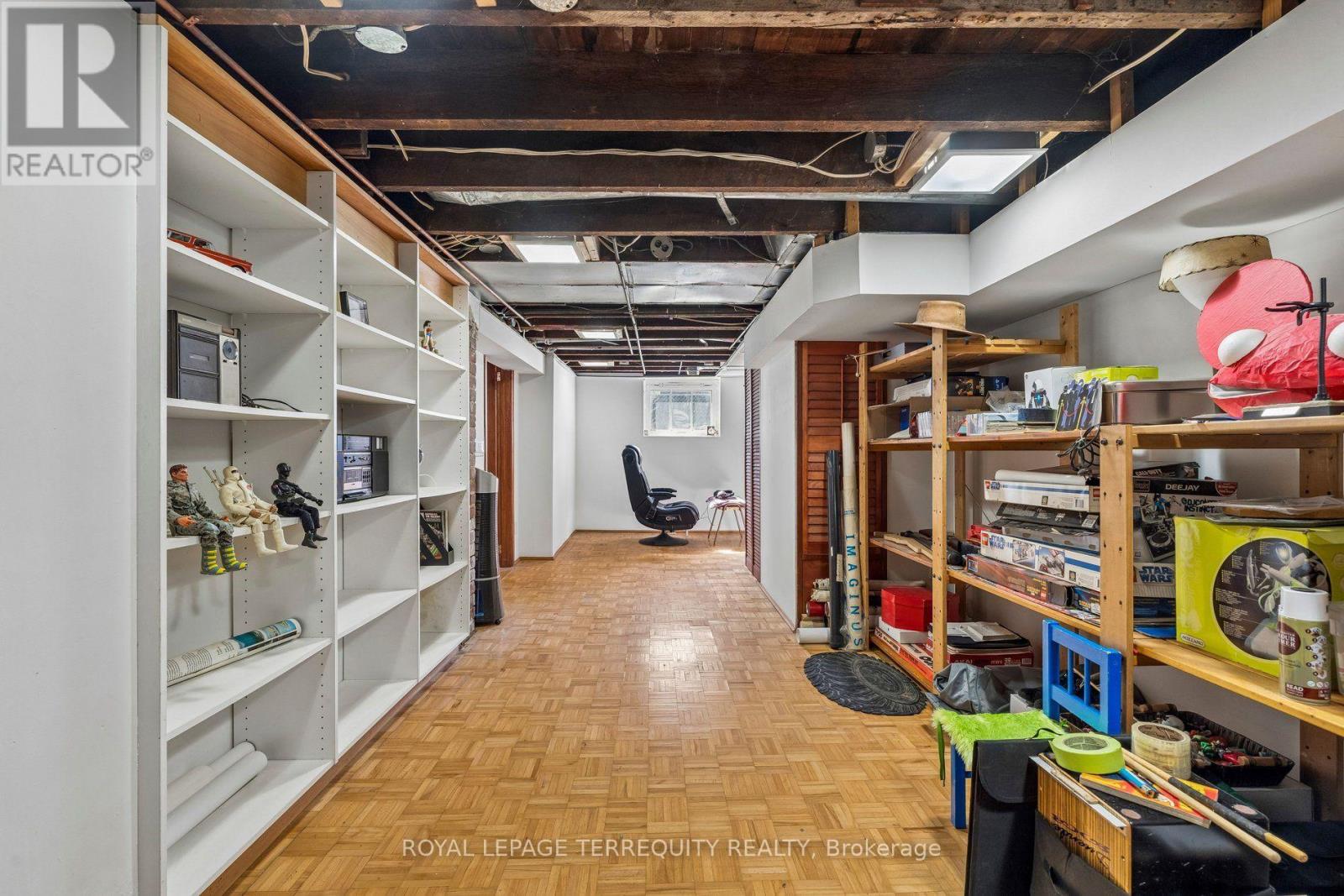 2 WRIGHT AVENUE - 33
