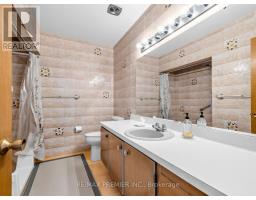 12 Goldcrest Boulevard, Toronto, ON M6L2X5 Photo 11