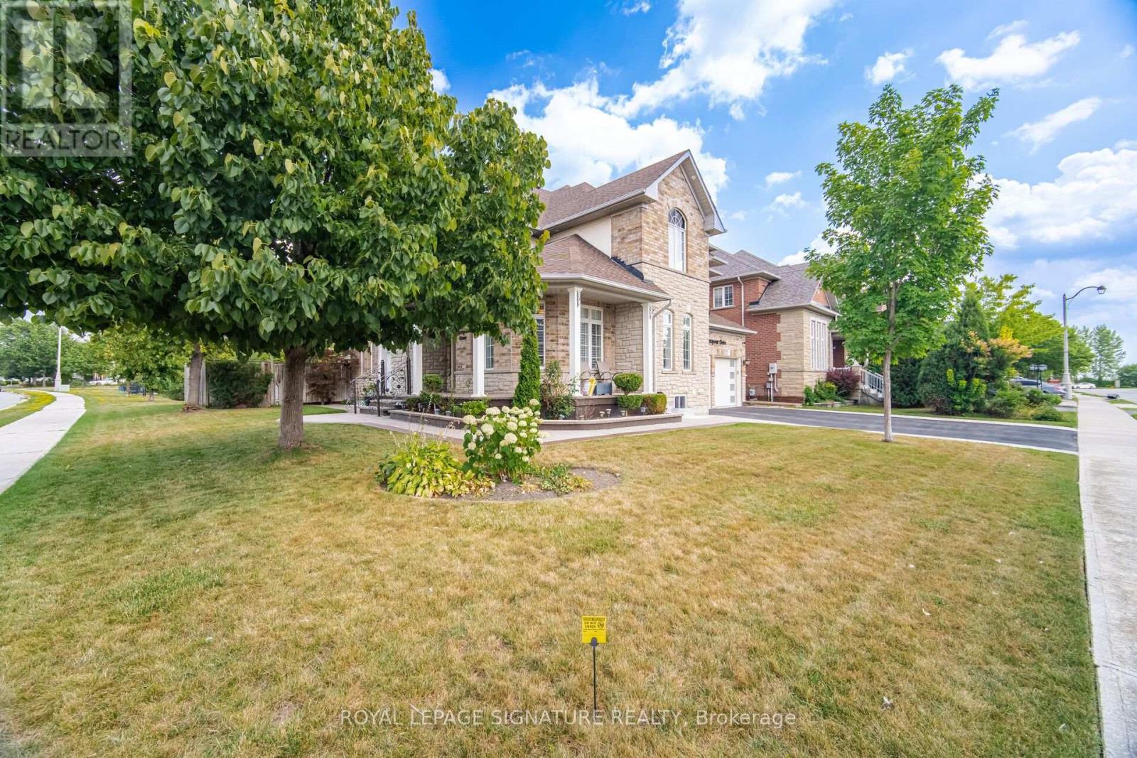 1 - 29 HUNTSPOINT DRIVE, Brampton (Bram East) — photo 2