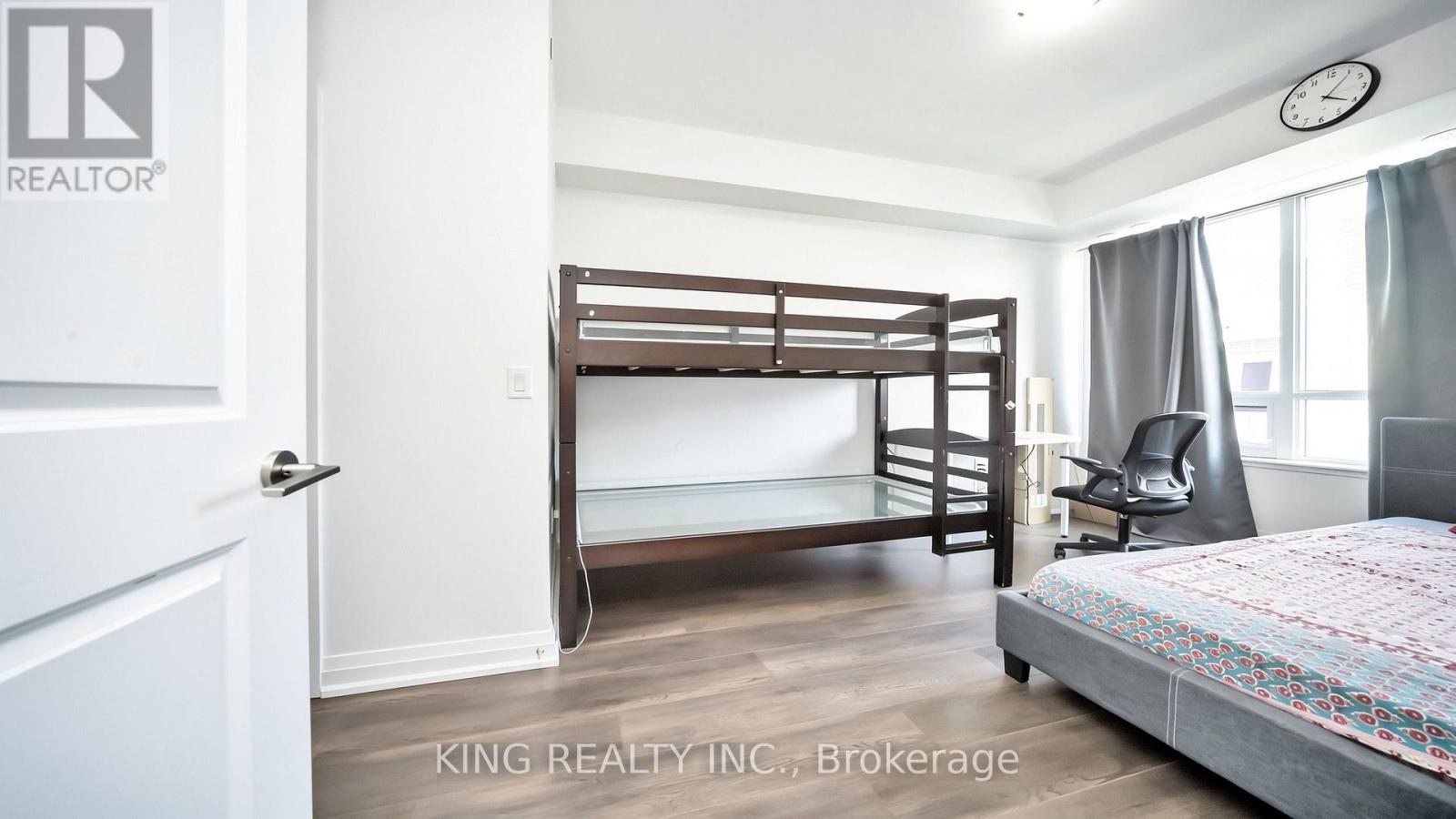#337 85 ATTMAR DRIVE - 25