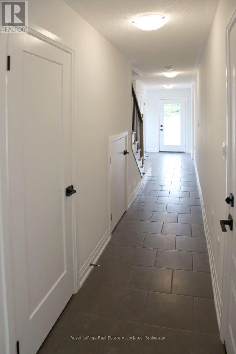 40 WINDTREE WAY, Halton Hills (Georgetown) — photo 3