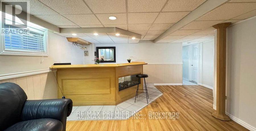 3551 BURNINGELM CRESCENT, Mississauga (Applewood) — photo 2