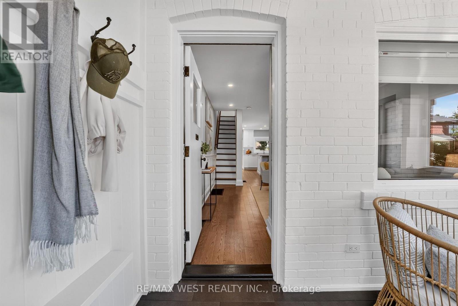 47 DEFOREST ROAD, Toronto (High Park-Swansea) — photo 8