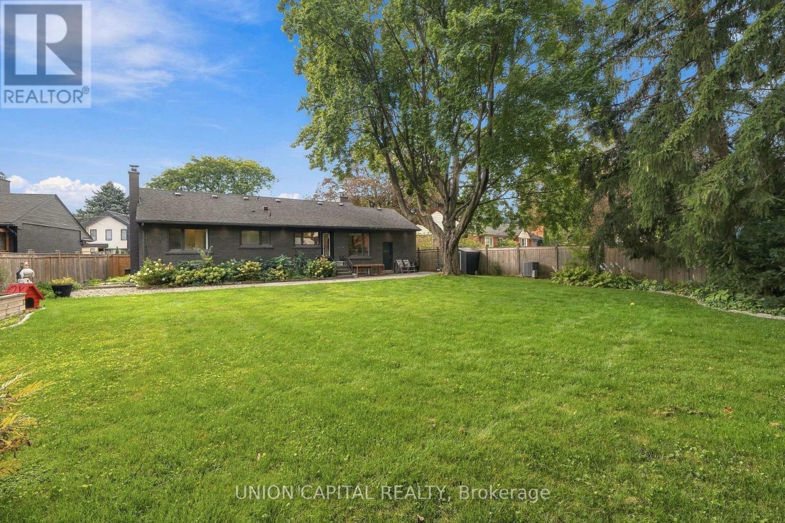 1563 SKYLINE DRIVE - 45
