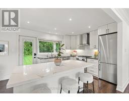 1563 Skyline Drive, Mississauga, ON L5E2W6 Photo 11