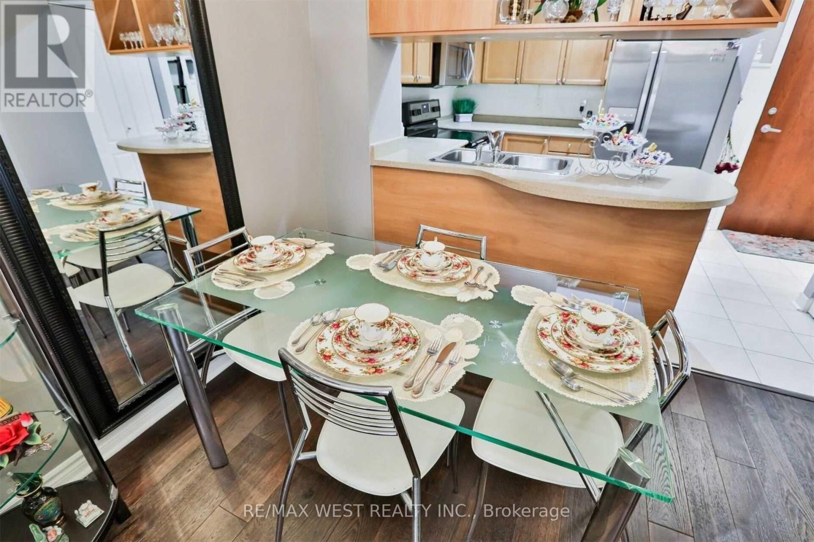 GV-108 - 330 PRINCESS ROYAL DRIVE, Mississauga (City Centre) — photo 9