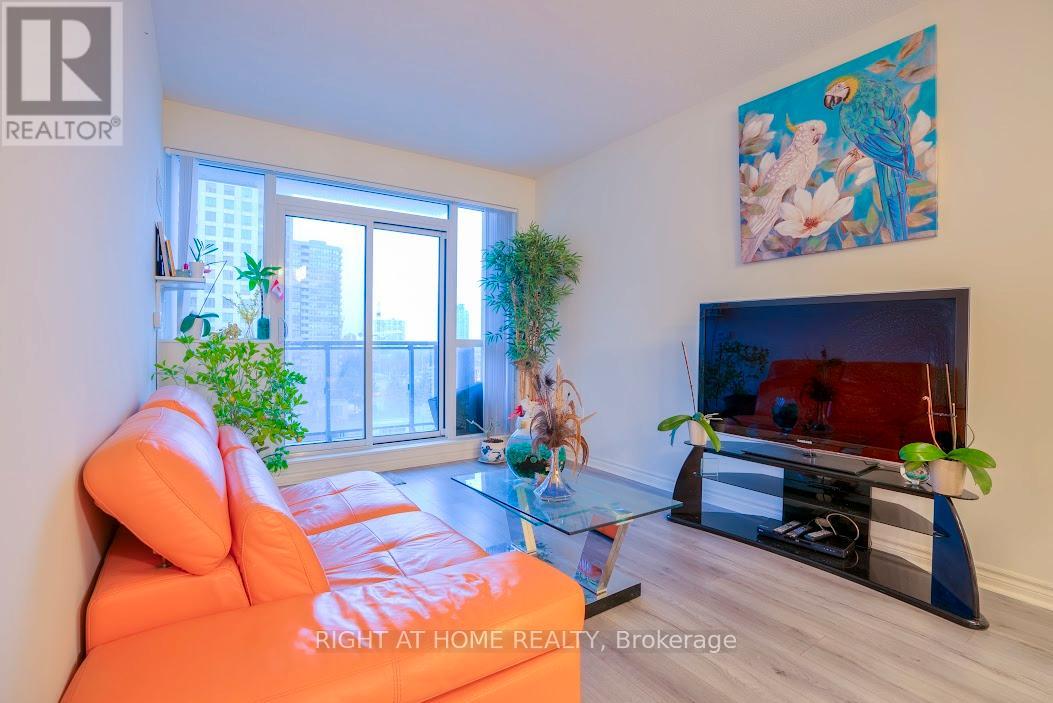 512 - 349 RATHBURN ROAD W, Mississauga (City Centre)
