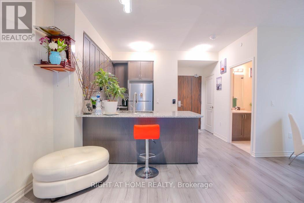 #512 349 RATHBURN ROAD W - Image 22