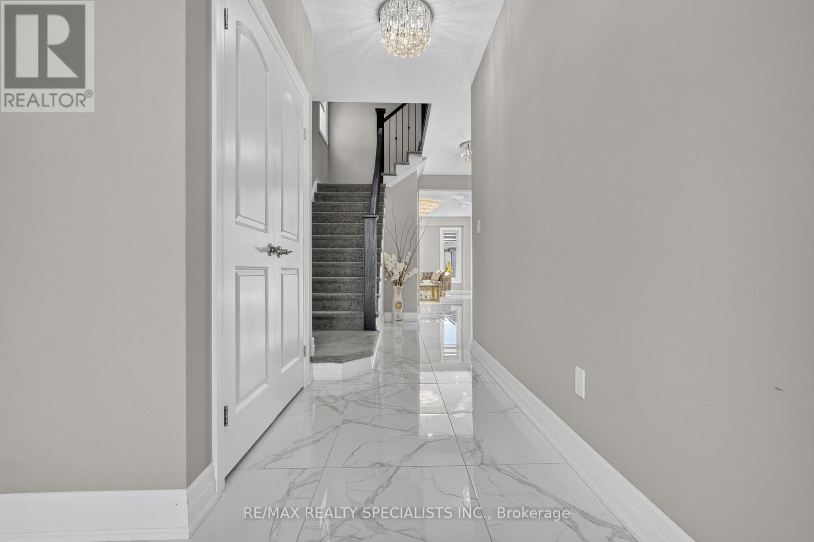 284 CHOKECHERRY CRESCENT - Image 5