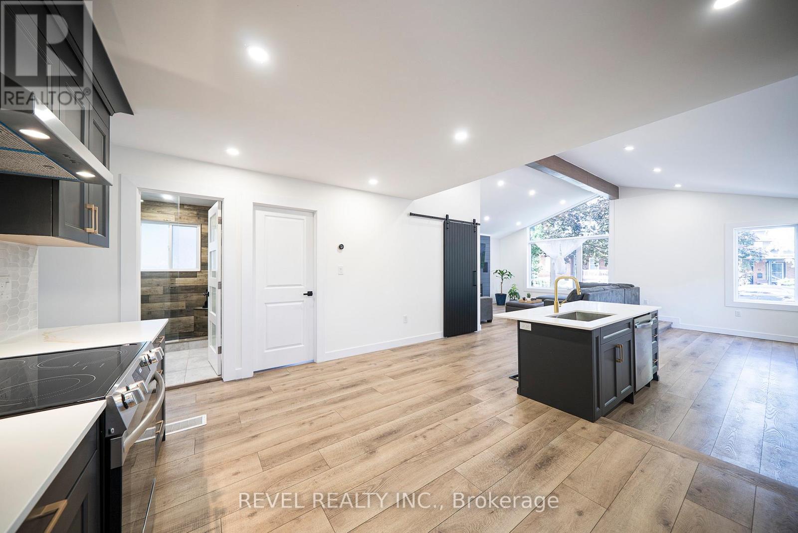 17 FLYNN AVENUE - Image 12