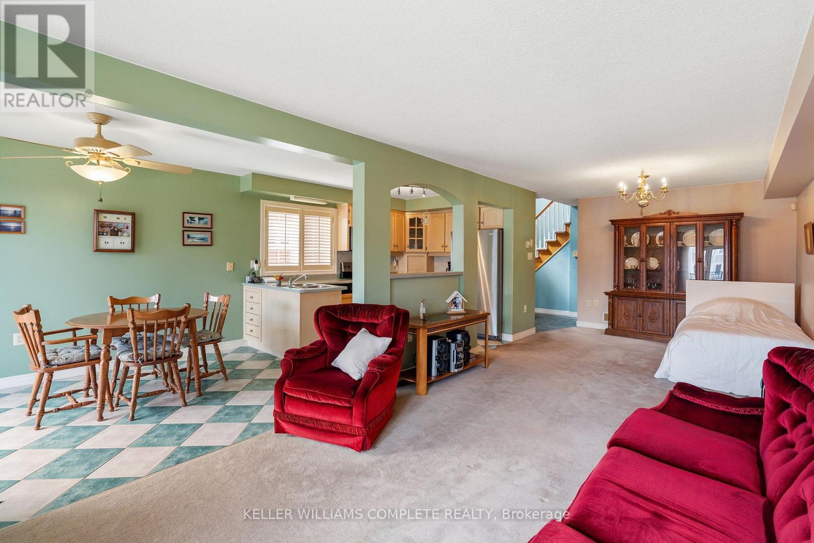 #10 85 EDGEWATER DRIVE - Image 12