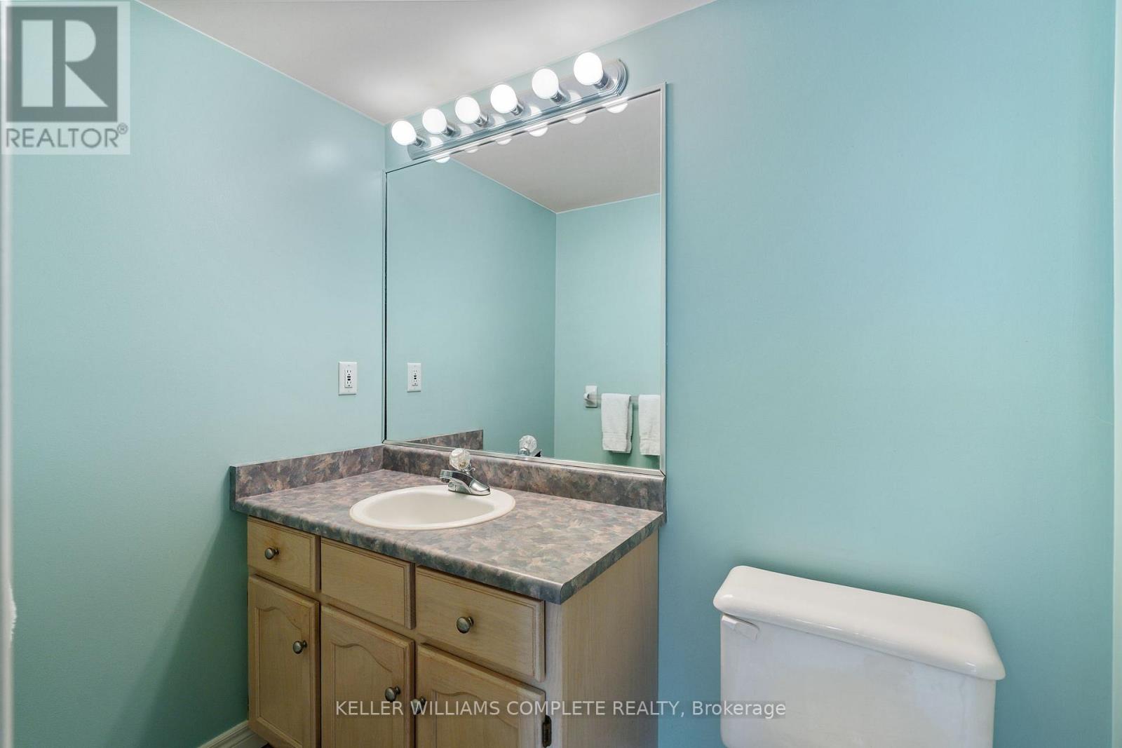 10 - 85 EDGEWATER DRIVE, Hamilton (Lakeshore) — photo 8