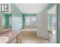 10 - 85 Edgewater Drive, Hamilton, ON L8E4Z2 Photo 24