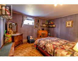 4771 Burns Avenue, Canal Flats, BC V0B1B0 Photo 15