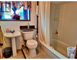 4771 Burns Avenue, Canal Flats, BC V0B1B0 Photo 16