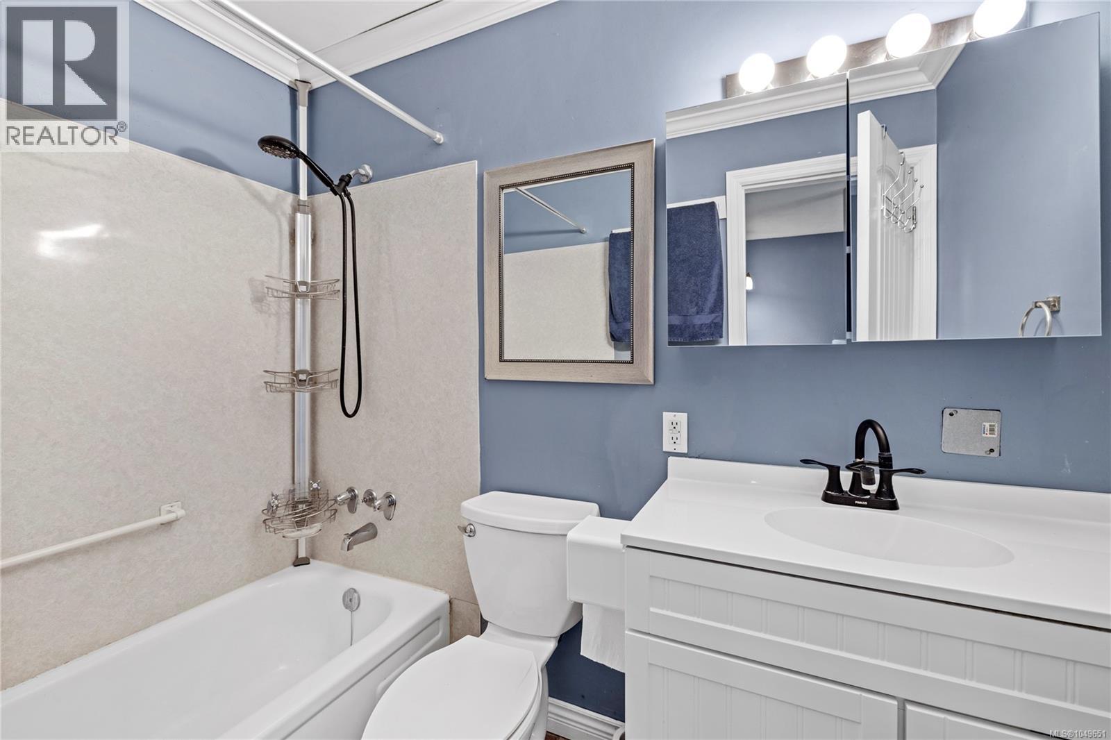 6 855 Howard Ave, Nanaimo