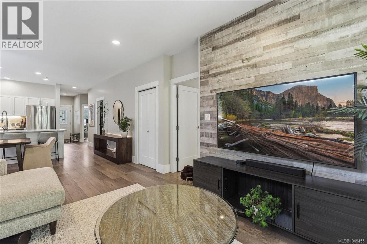 #201 5934 NELSON Rd - 12