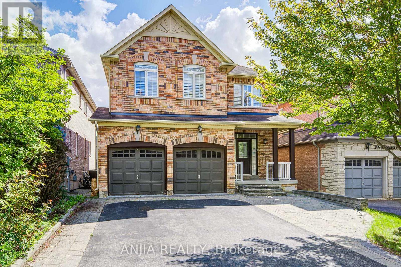 74 BATCHFORD CRESCENT - 1