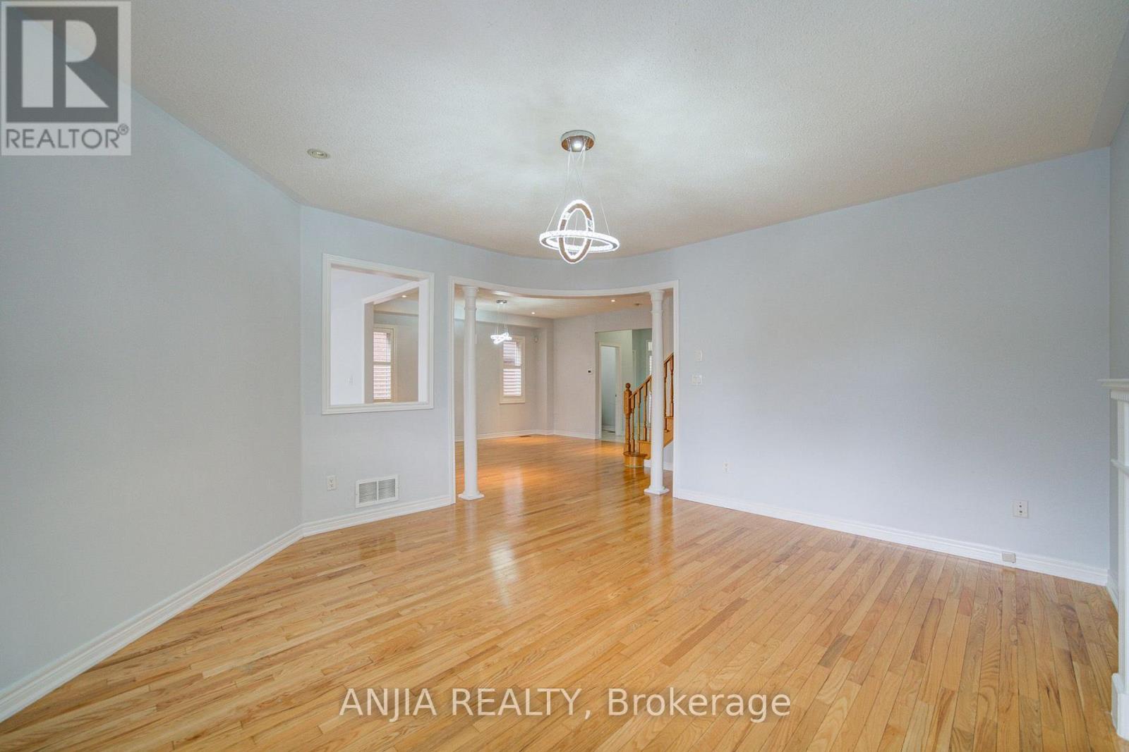 74 BATCHFORD CRESCENT - Image 18