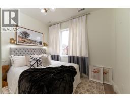 Living room - 163 Grand River Avenue Unit# 2, Brantford, ON N3T4X7 Photo 12