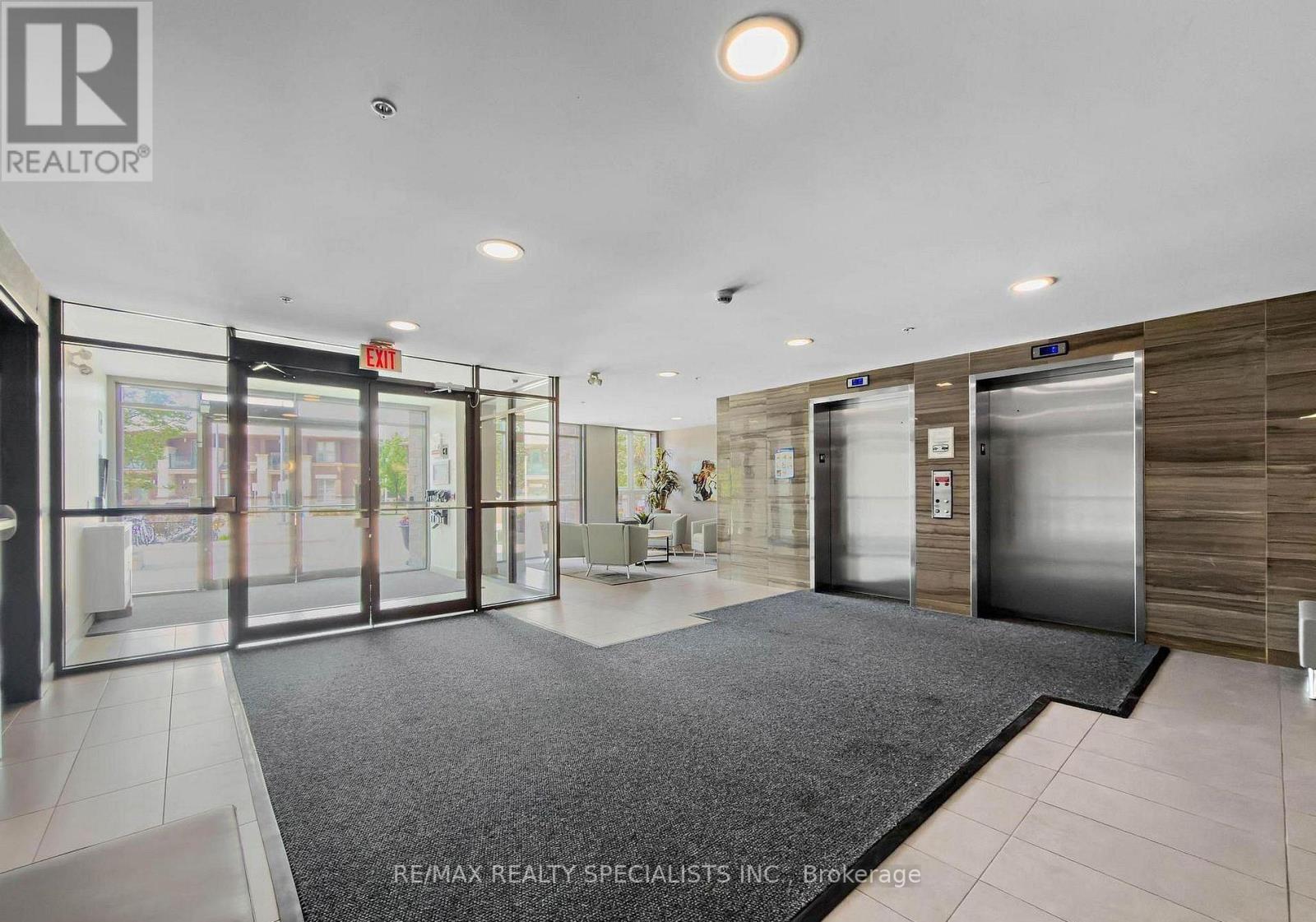 237 - 5010 CORPORATE DRIVE, Burlington (Uptown) — photo 3
