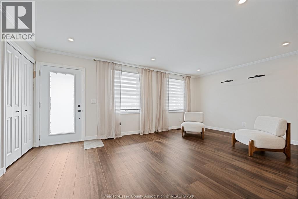 945 LAURIER, LaSalle — photo 4